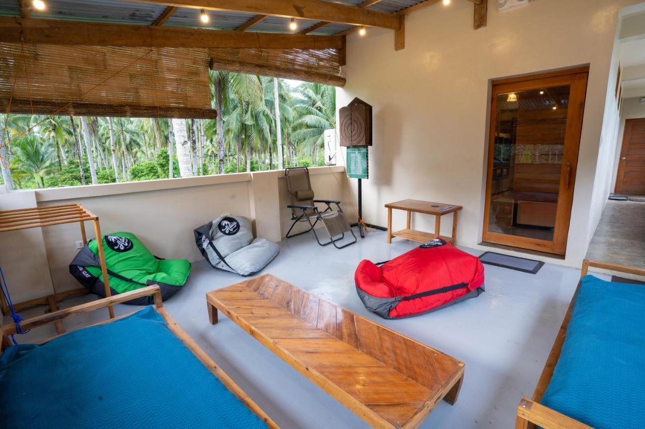 Haole Surf Hostel General Luna  Buitenkant foto